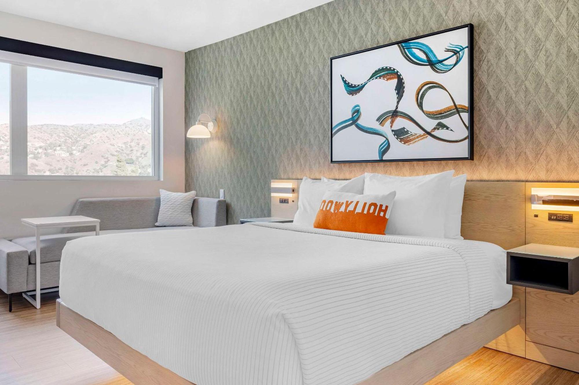 Cambria Hotel Burbank Airport Екстериор снимка