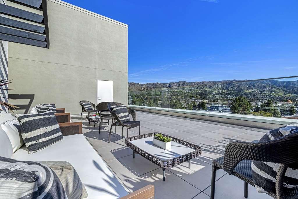 Cambria Hotel Burbank Airport Стая снимка